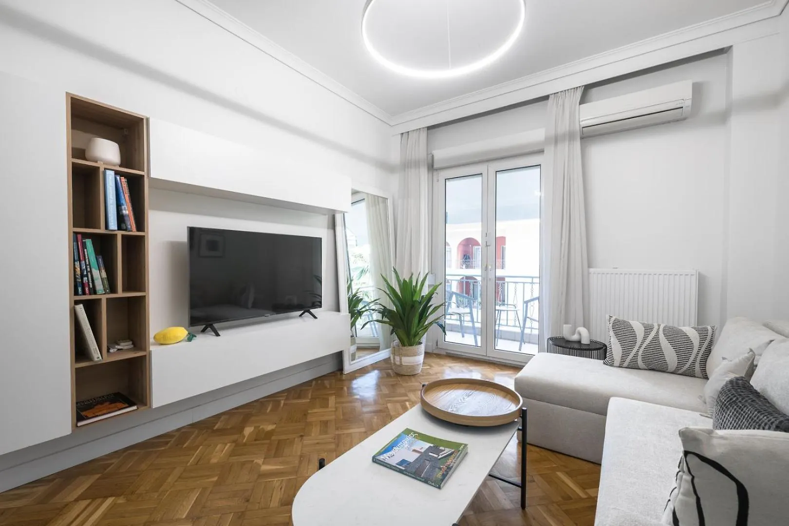 #Luxlikehome The Palm Vogatsikou Thessaloniki Apartment